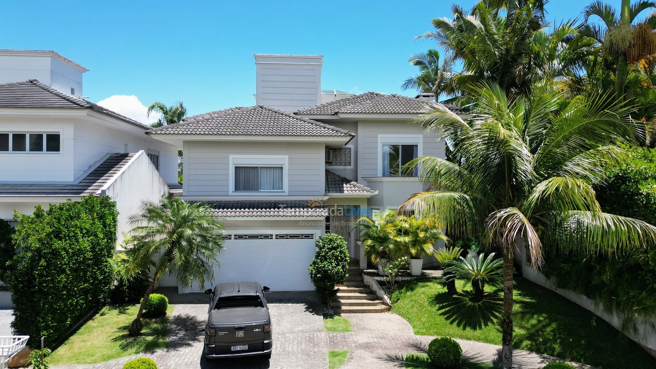 House for vacation rental in Florianopolis (Jurerê Internacional)