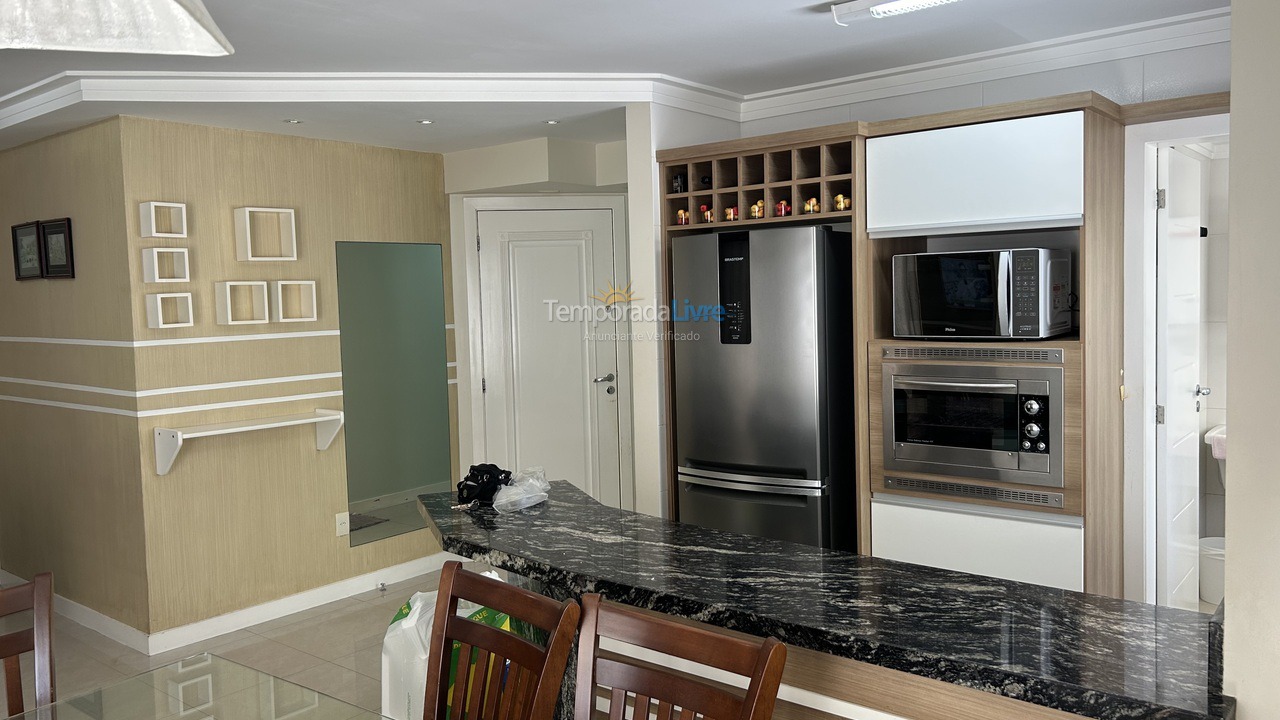 Apartamento para alquiler de vacaciones em Bombinhas (Praia de Bombas)