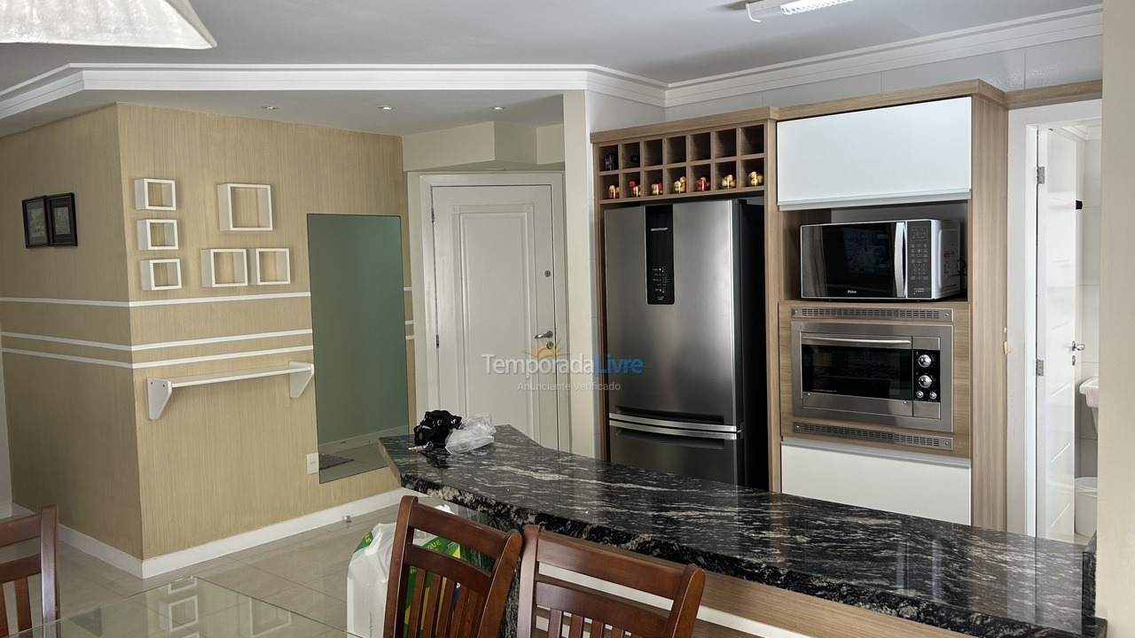 Apartamento para alquiler de vacaciones em Bombinhas (Praia de Bombas)