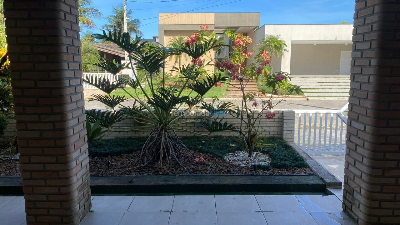 Casa para aluguel de temporada em Bertioga (Condominio Morada da Praia)