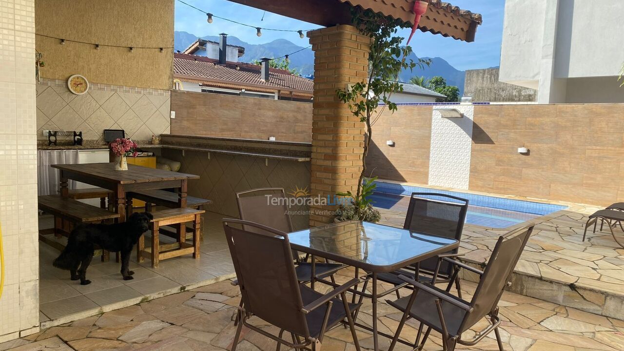 Casa para aluguel de temporada em Bertioga (Condominio Morada da Praia)