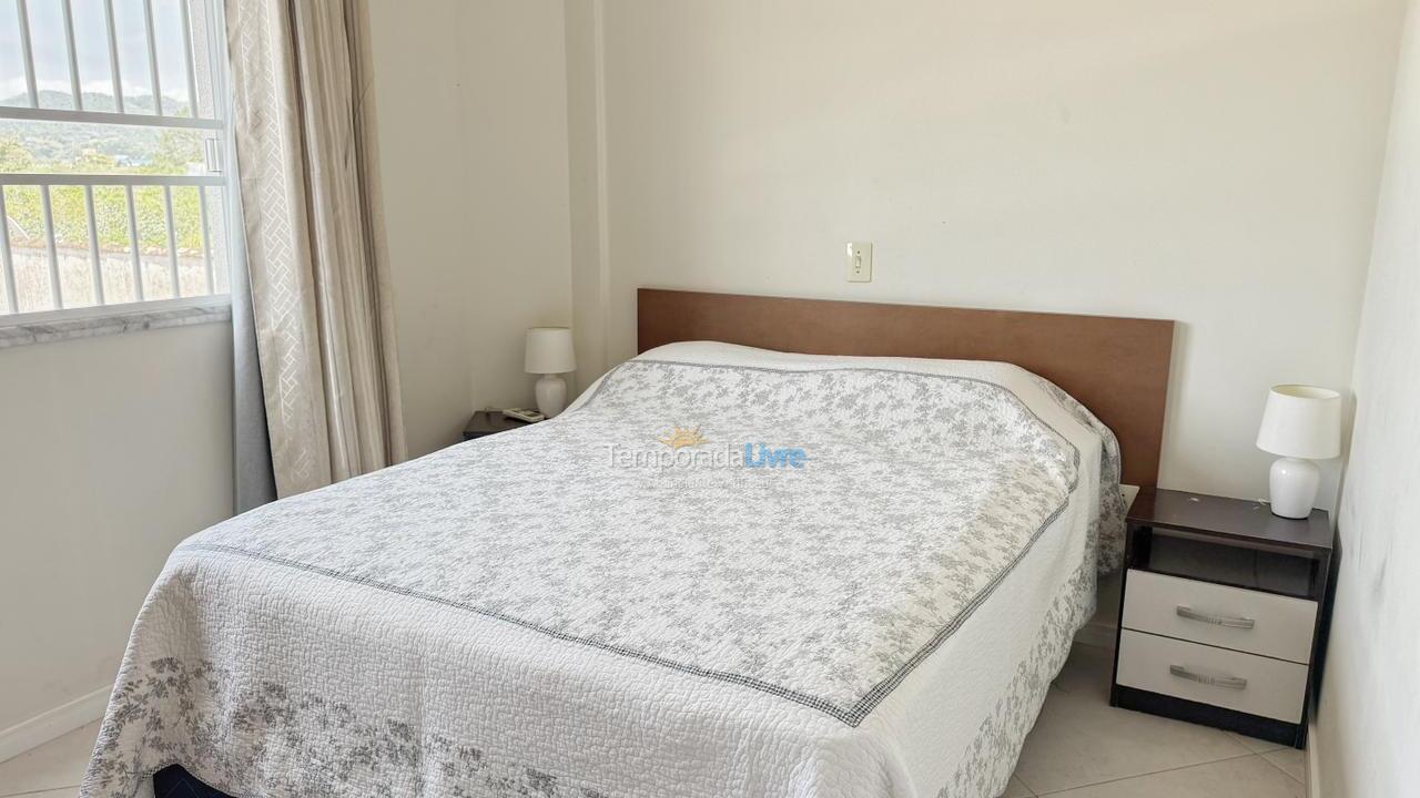 Apartamento para aluguel de temporada em Bombinhas (Praia de Bombas)