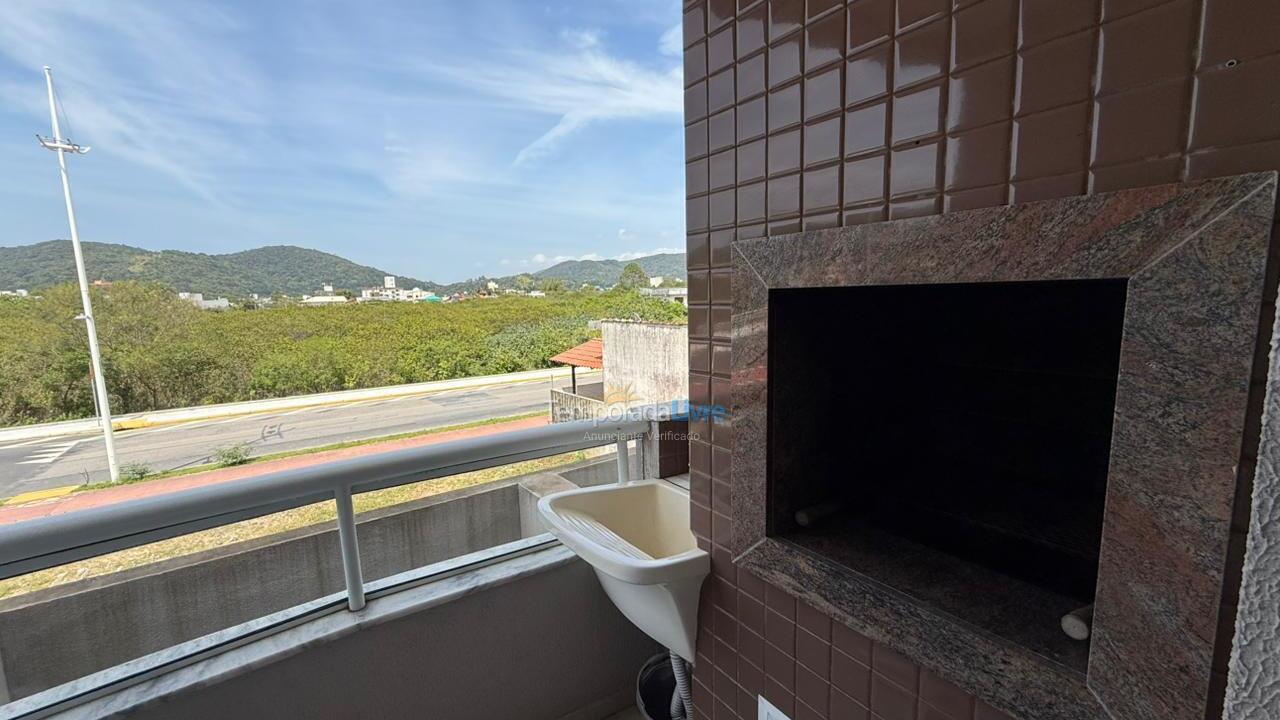 Apartamento para aluguel de temporada em Bombinhas (Praia de Bombas)