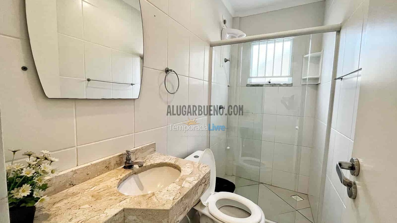 Apartamento para aluguel de temporada em Bombinhas (Praia de Bombas)