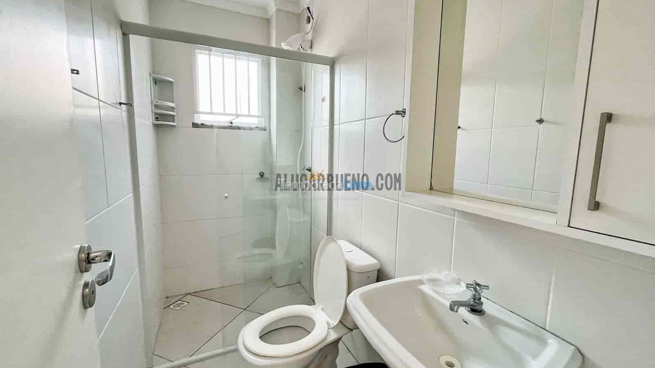 Apartamento para aluguel de temporada em Bombinhas (Praia de Bombas)