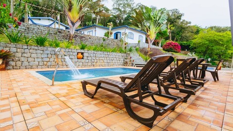 Chácara com Piscina Climatizada perto de SP