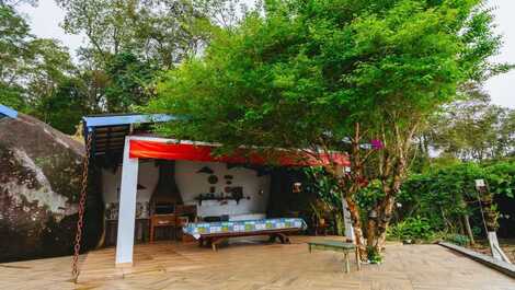 Chácara com Piscina Climatizada perto de SP