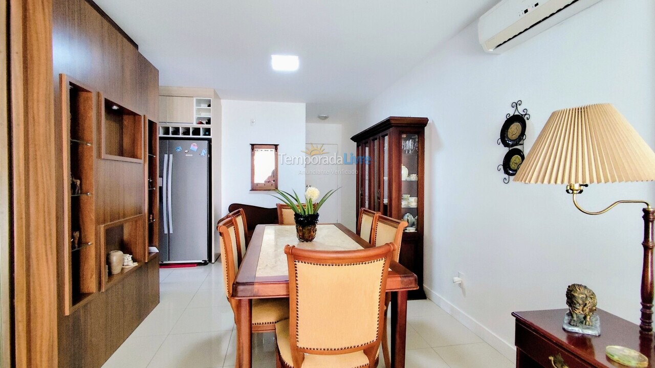 Apartamento para aluguel de temporada em Florianopolis (Praia dos Ingleses)