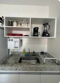 Purificador de água soft e utensílios. 