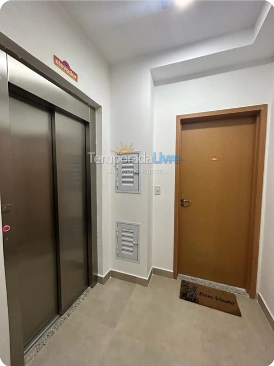 Apartamento para aluguel de temporada em Ubatuba (Praia Grande)