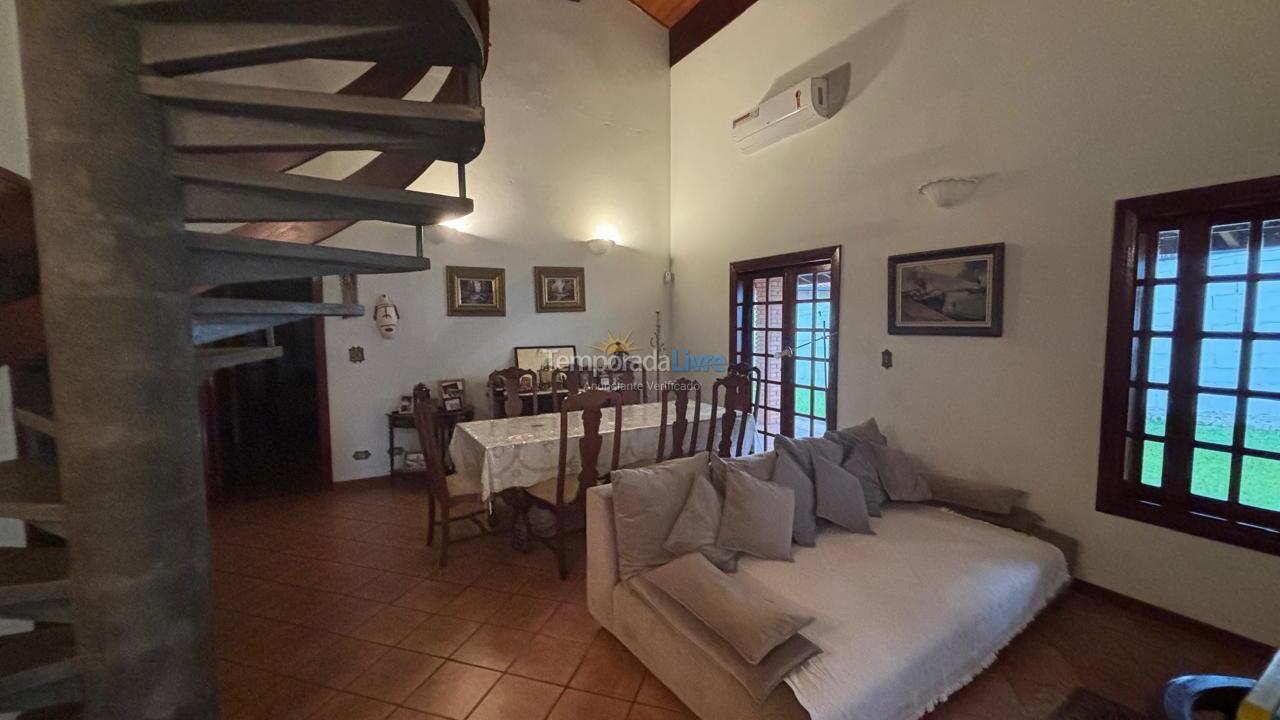 Granja para alquiler de vacaciones em Americana (Iate Clube Campinas)