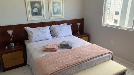 Balneario Camboriú, Vista Roda gigante,Andar Alto Churrasqueira, Vaga