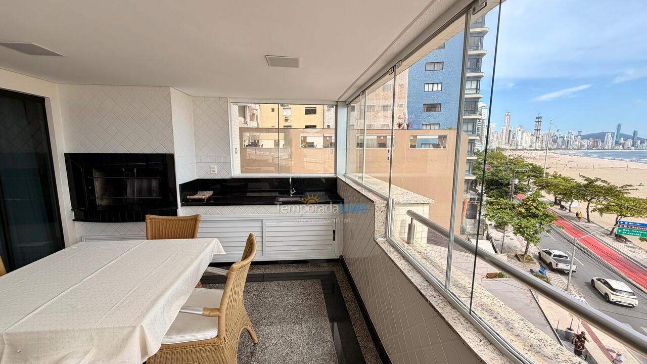 Apartamento para alquiler de vacaciones em Balneário Camboriú (Praia Central)