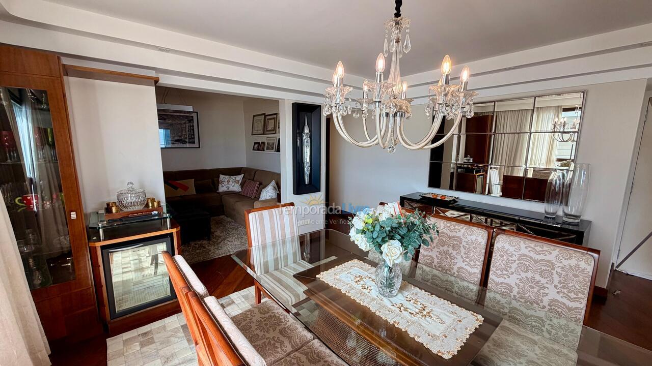 Apartamento para alquiler de vacaciones em Balneário Camboriú (Praia Central)