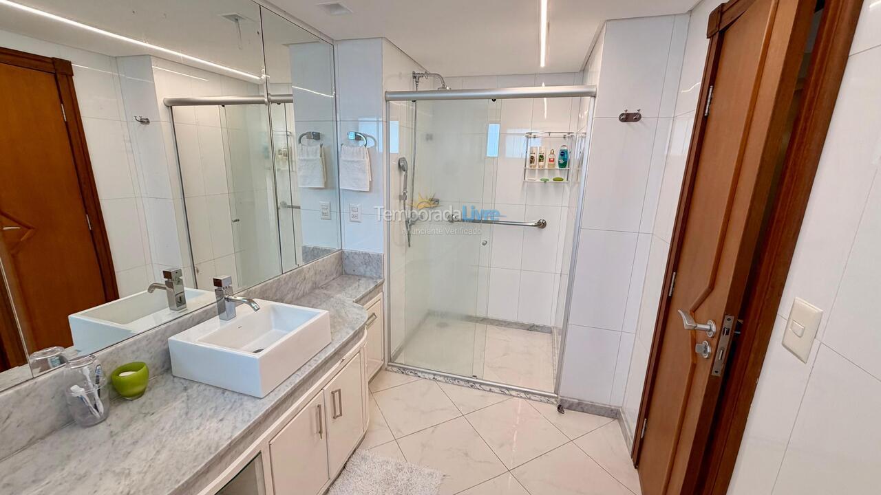 Apartamento para alquiler de vacaciones em Balneário Camboriú (Praia Central)