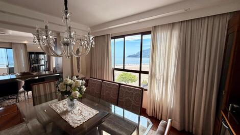 Alquiler de temporada en Ponta Porã: 3 suites // frente a la playa // barbacoa