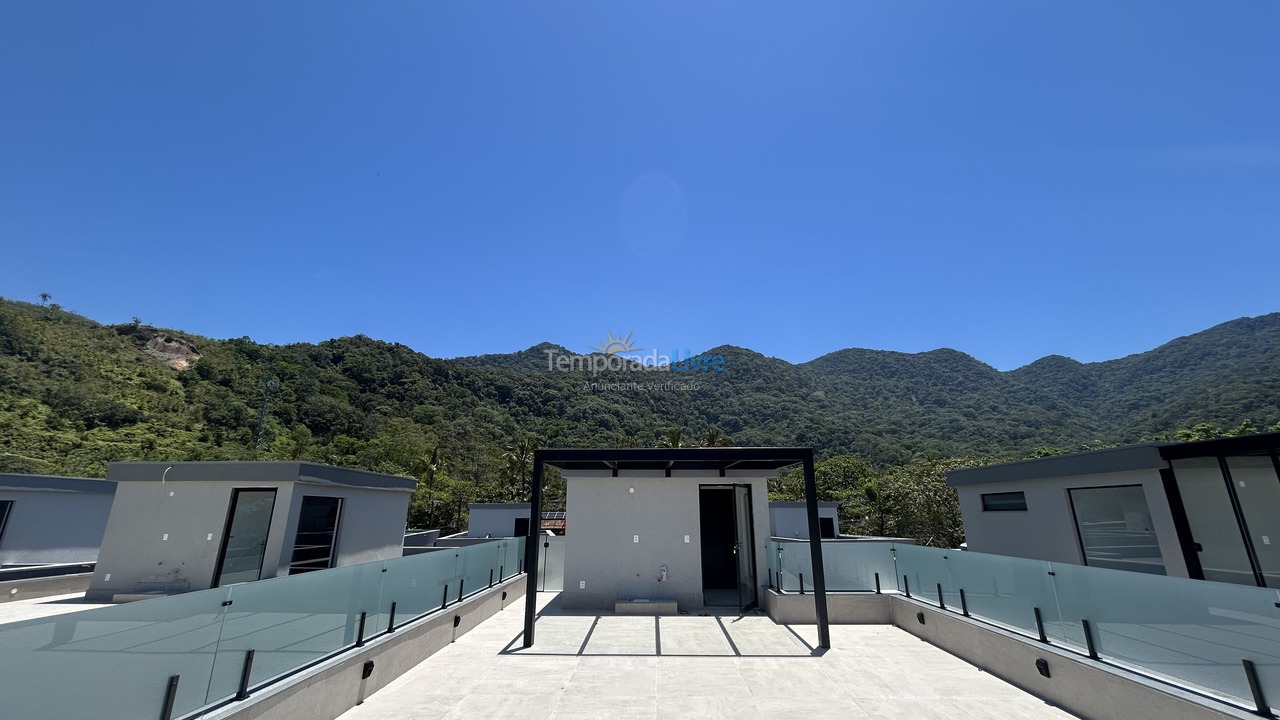 Casa para aluguel de temporada em São Sebastião (Toque Toque Pequeno)