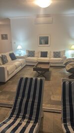 Apartment for rent in Guarujá - Pitangueiras