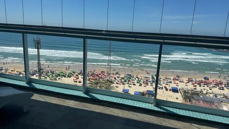 Apartamento para alugar em Guarujá - Pitangueiras