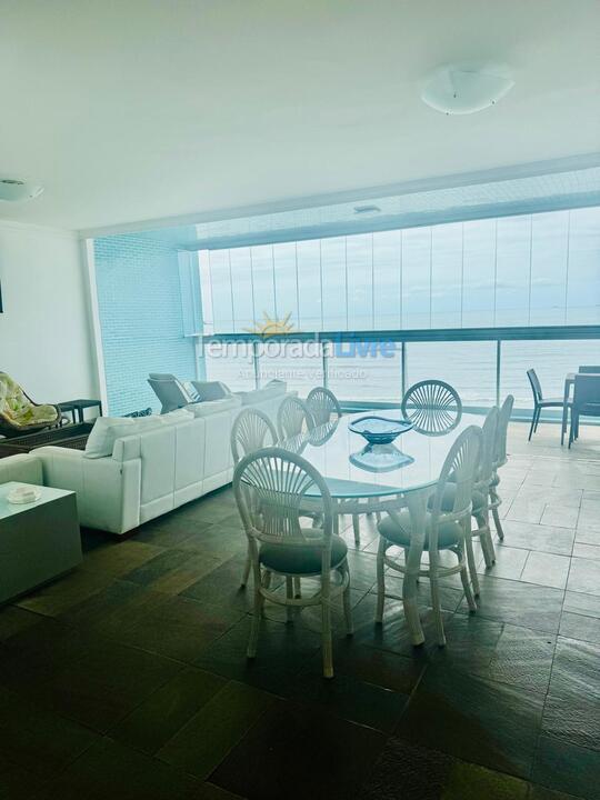 Apartamento para aluguel de temporada em Guarujá (Pitangueiras)