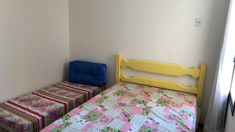 3 bedroom apartment with side sea view and 1 parking space