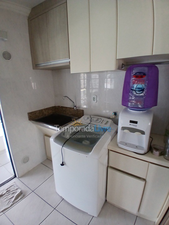 Apartamento para aluguel de temporada em Itapema (Meia Praia)