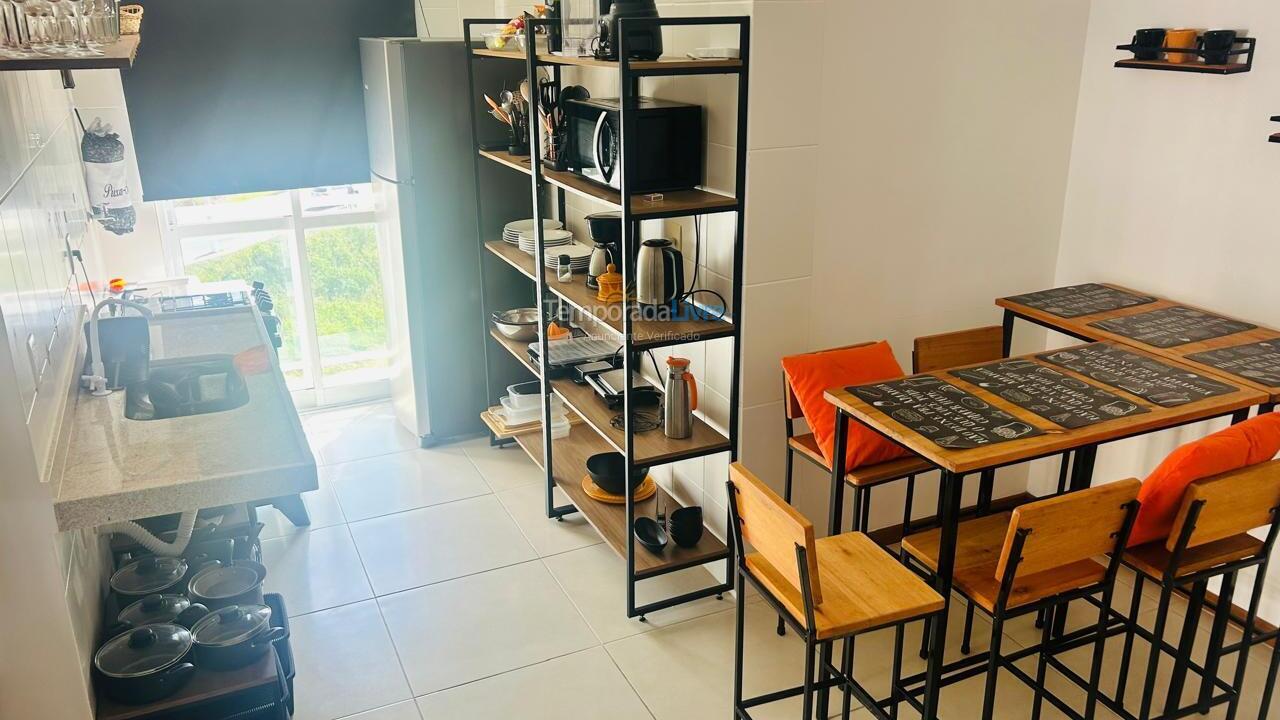 Apartamento para aluguel de temporada em Arraial do Cabo (Prainha)