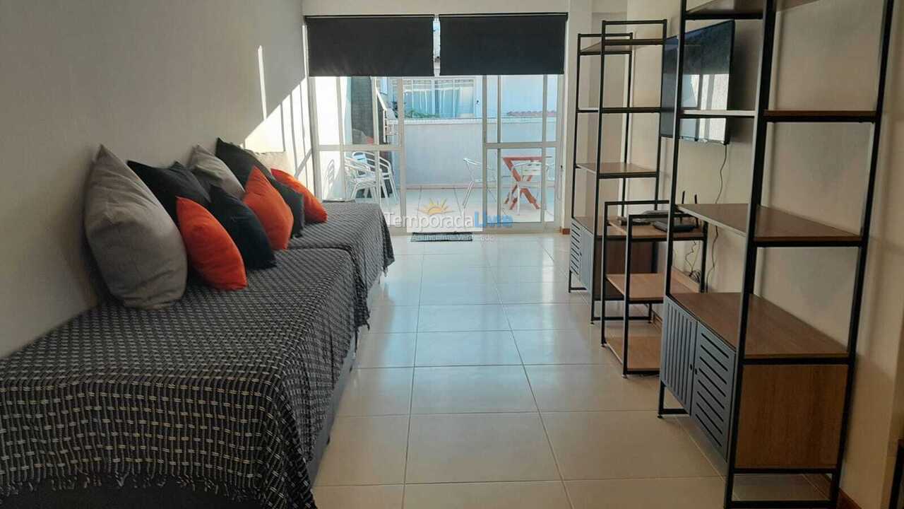 Apartamento para aluguel de temporada em Arraial do Cabo (Prainha)