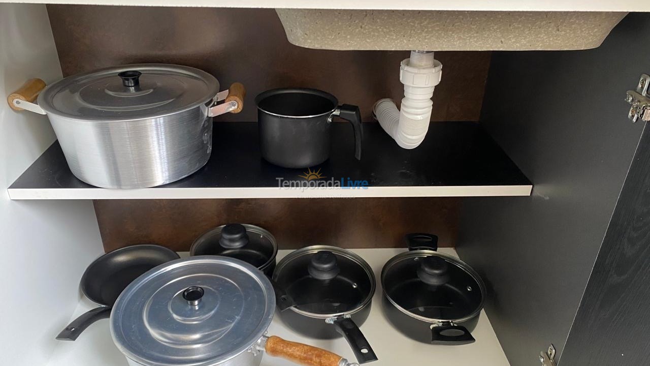 Apartamento para aluguel de temporada em Itapema (Canto da Praia)