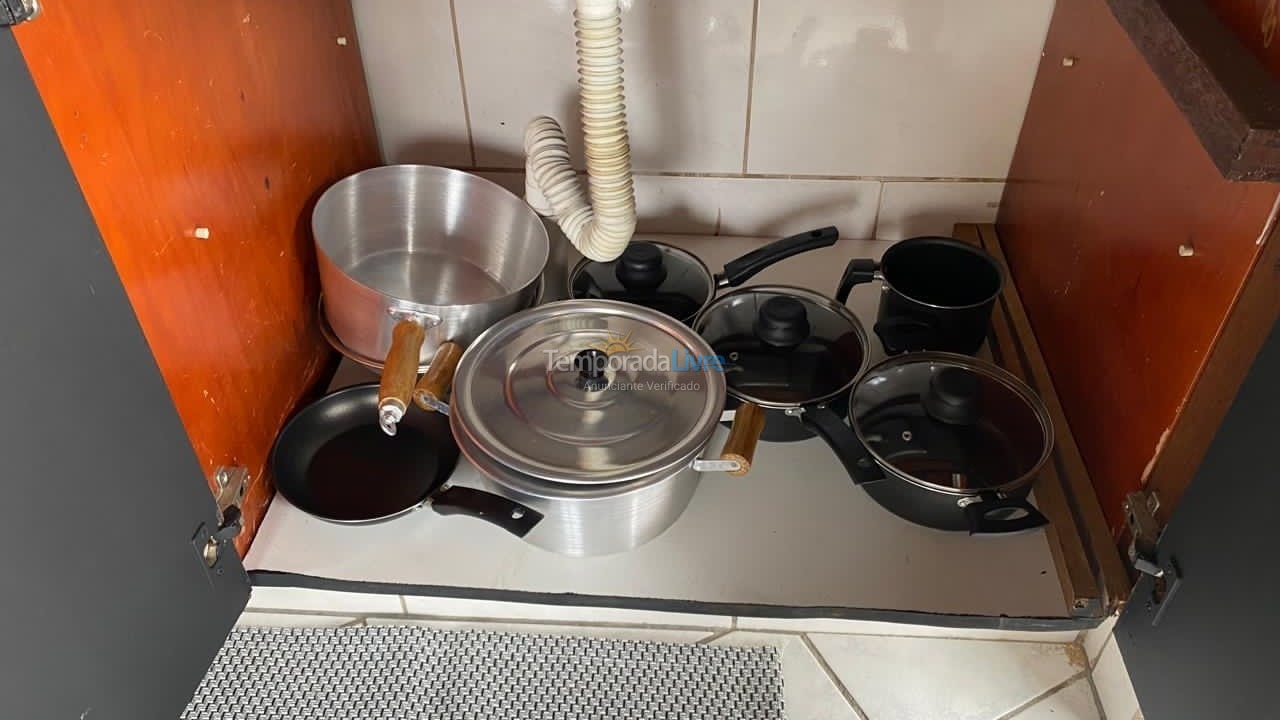 Apartamento para aluguel de temporada em Itapema (Canto da Praia)