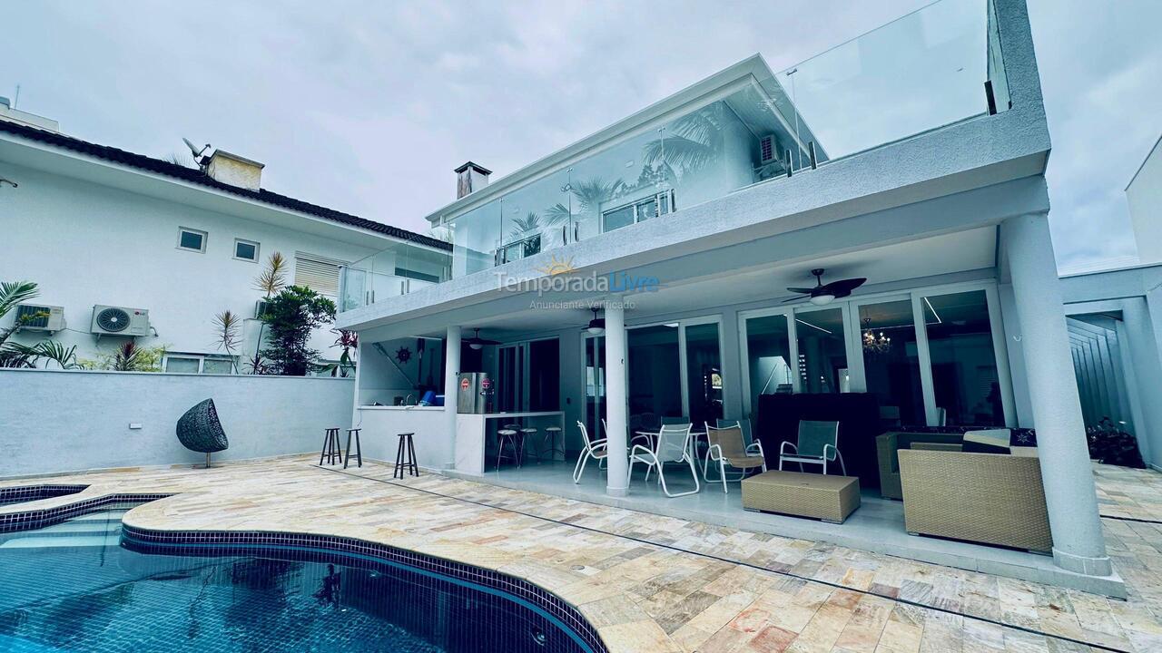 Casa para alquiler de vacaciones em Bertioga (Riviera de São Lourenço)