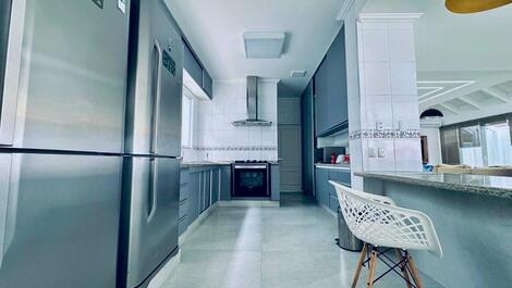 Hermosa casa a 150 m de la playa, 16 personas, Riviera São Lourenço - Bertioga