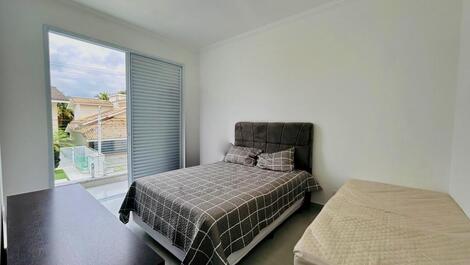 Hermosa casa a 150 m de la playa, 16 personas, Riviera São Lourenço - Bertioga