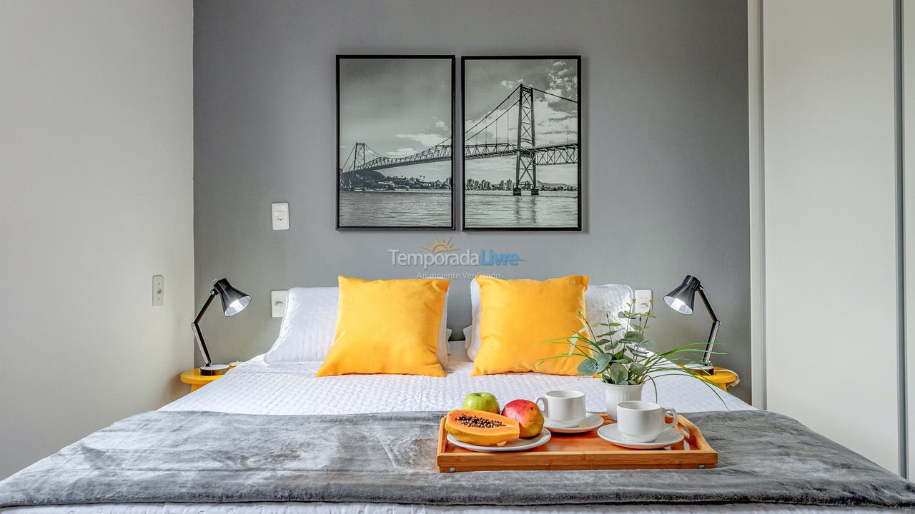 Casa para aluguel de temporada em Florianópolis (Praia Barra da Lagoa)