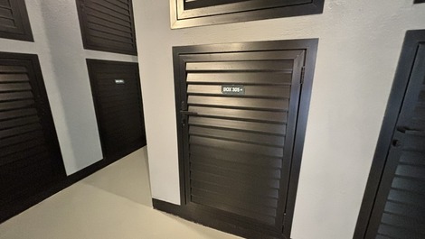 Apartamento alto padrão a 80m da para em Bombas