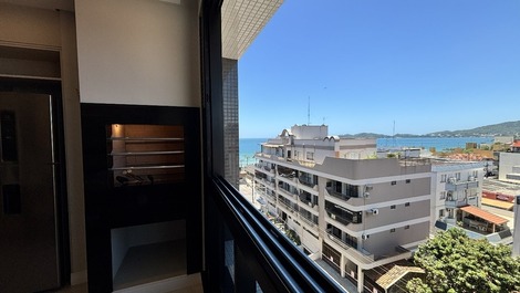 Apartamento alto padrão a 80m da para em Bombas