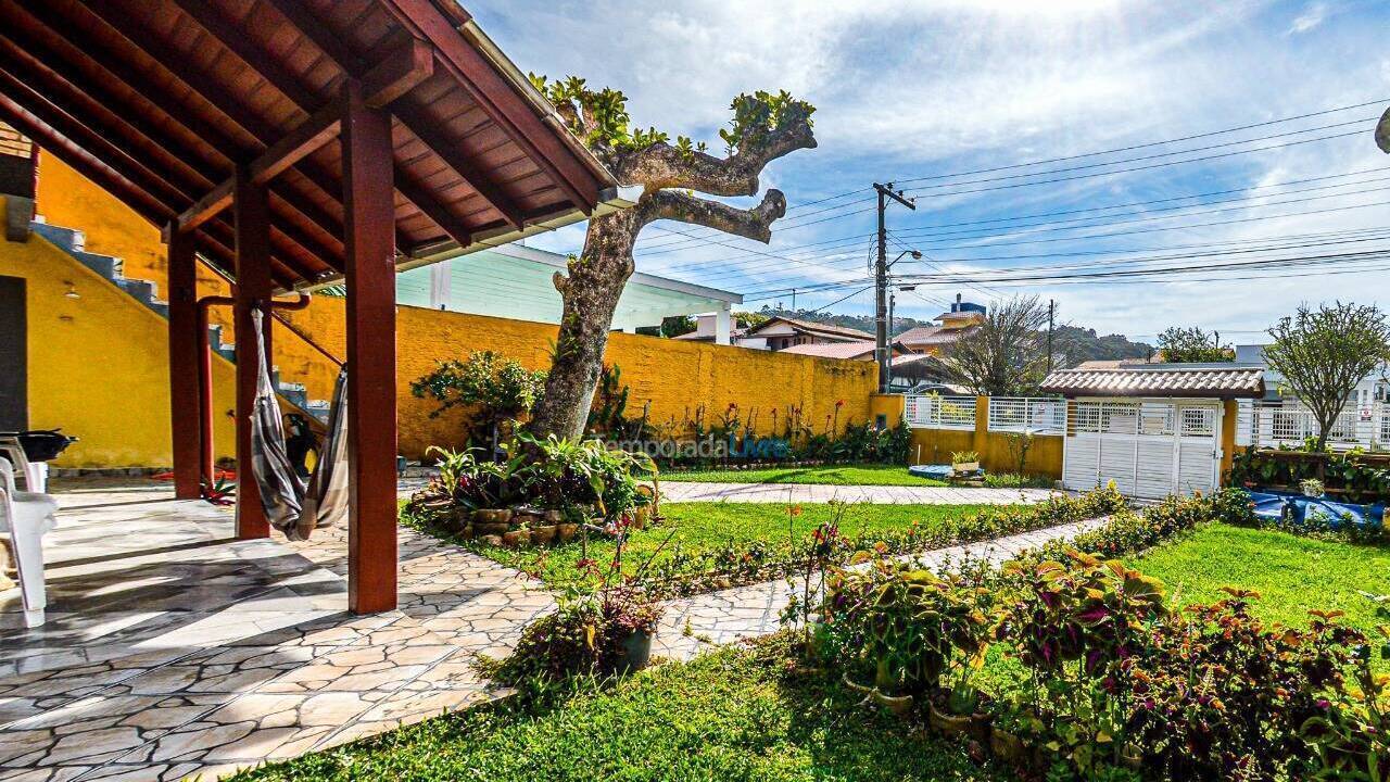 Casa para alquiler de vacaciones em Bombinhas (Bombinhas Centro)