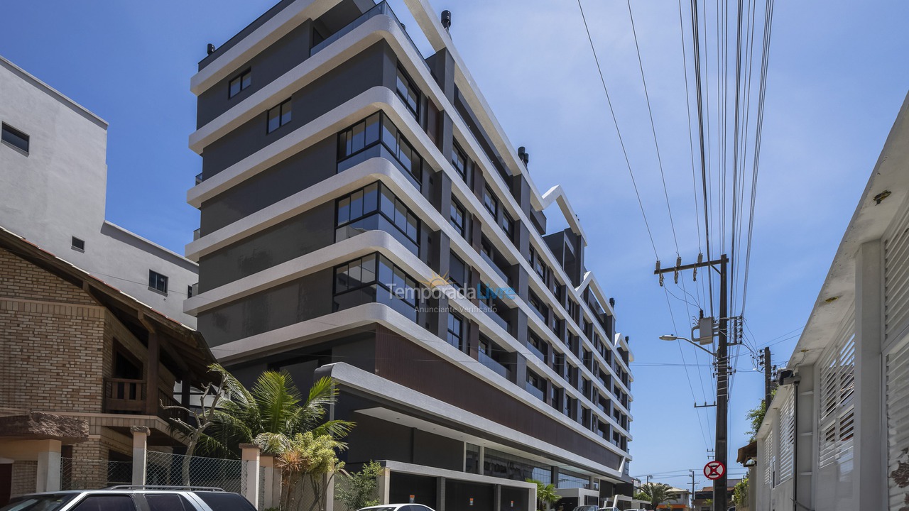 Casa para aluguel de temporada em Bombinhas (Praia de Bombas)