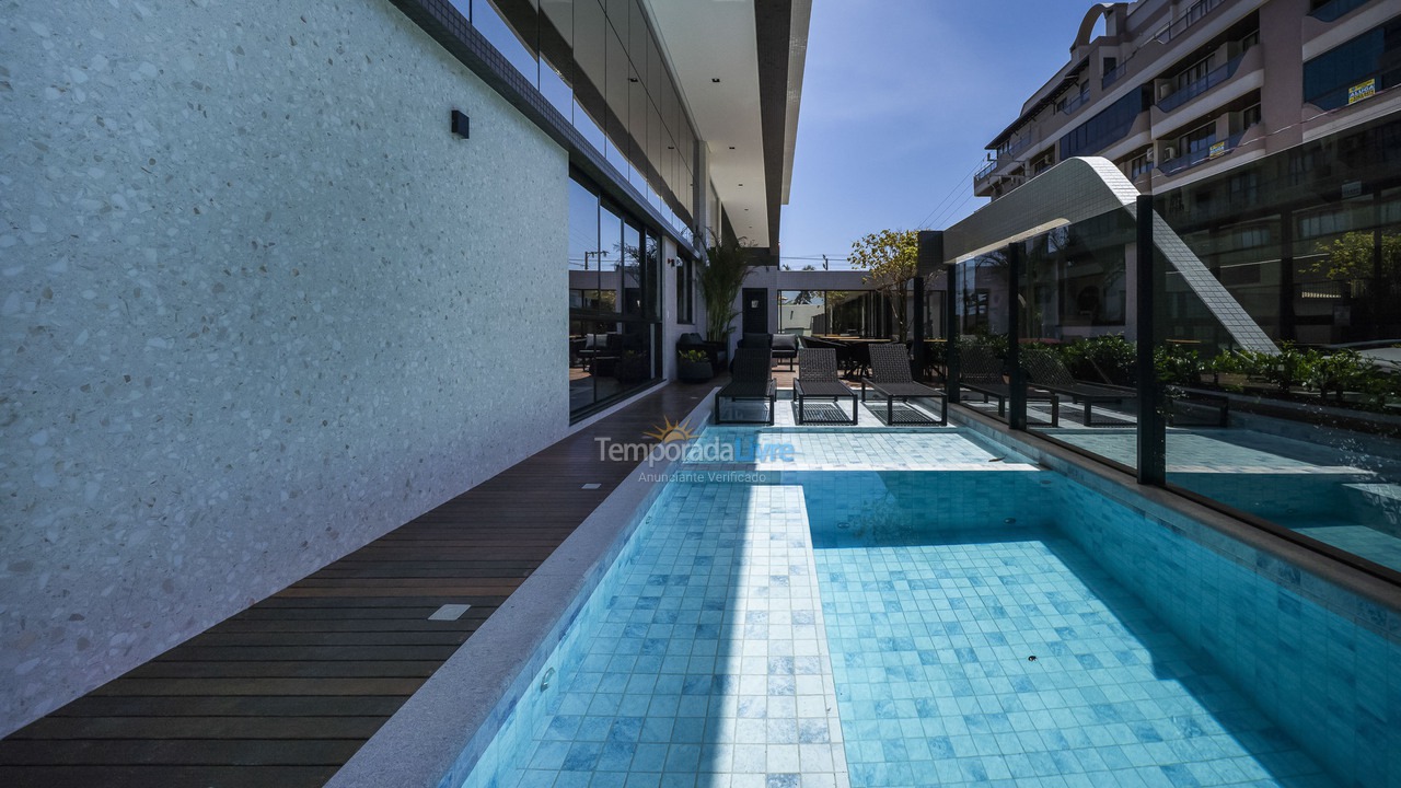 Casa para aluguel de temporada em Bombinhas (Praia de Bombas)