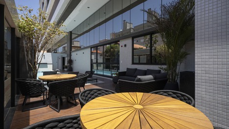 Apartamento em Bombas para até 8 pessoas