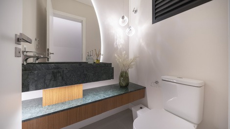 Apartamento em Bombas para até 8 pessoas