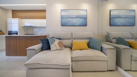 Apartamento em Bombas para até 8 pessoas