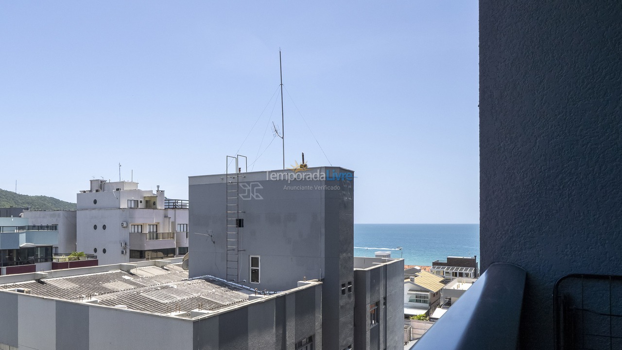 Casa para aluguel de temporada em Bombinhas (Praia de Bombas)