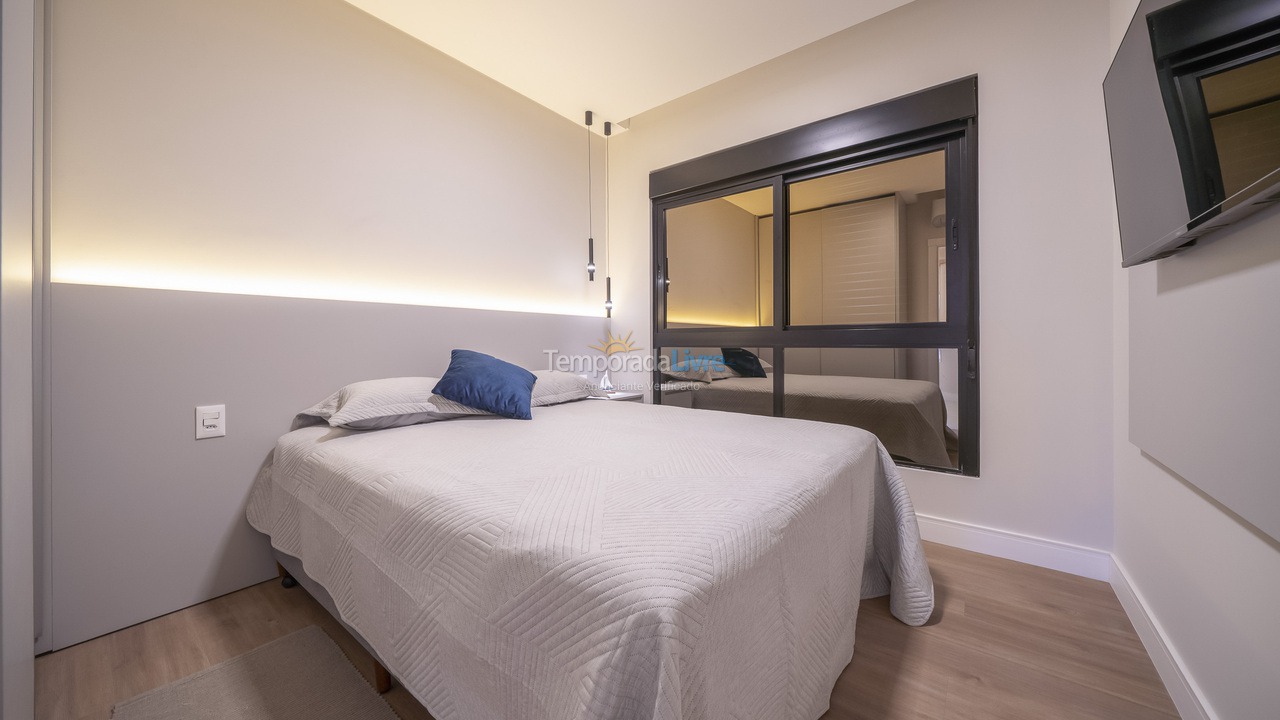 Casa para aluguel de temporada em Bombinhas (Praia de Bombas)