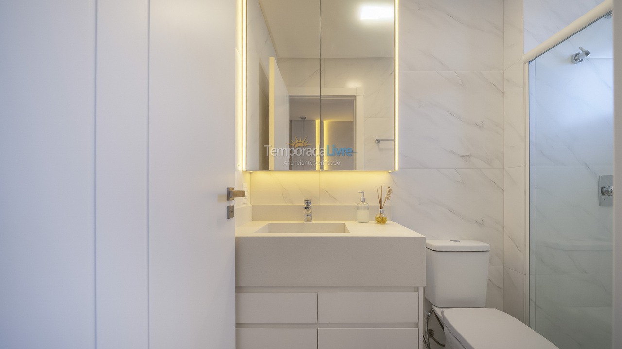 Casa para aluguel de temporada em Bombinhas (Praia de Bombas)