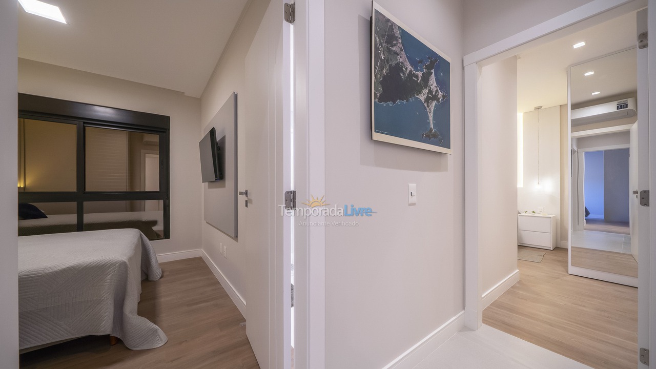 Casa para aluguel de temporada em Bombinhas (Praia de Bombas)