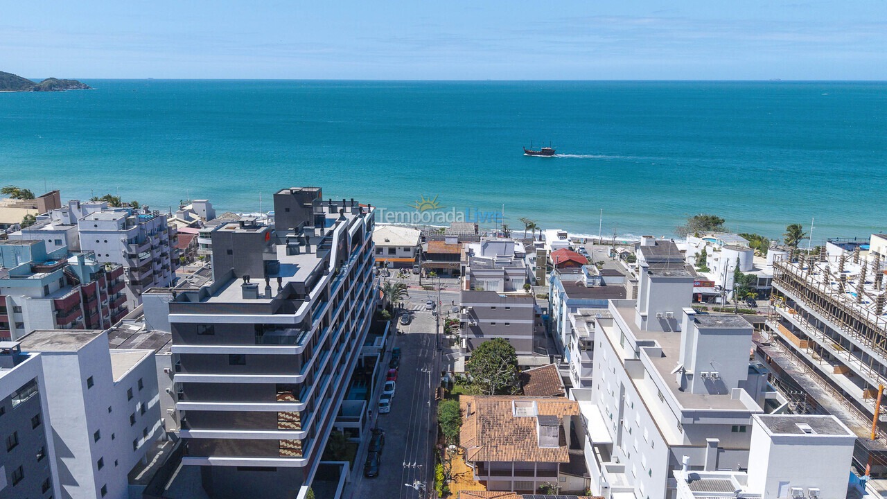 Casa para aluguel de temporada em Bombinhas (Praia de Bombas)