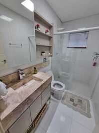 Great 2-bedroom apartment in Meia Praia.