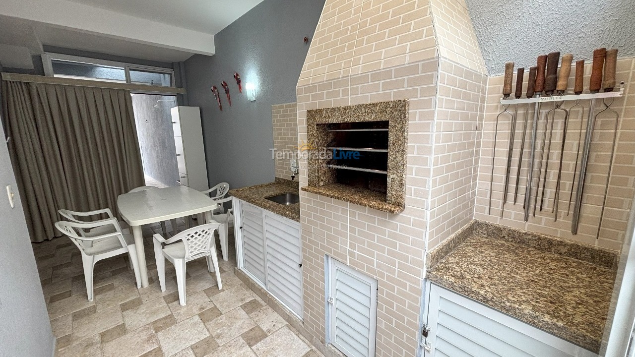 House for vacation rental in Bombinhas (Praia de Bombas)