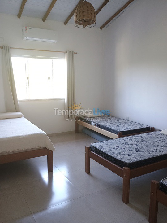 Casa para alquiler de vacaciones em Prado (Praia de Guaratiba)